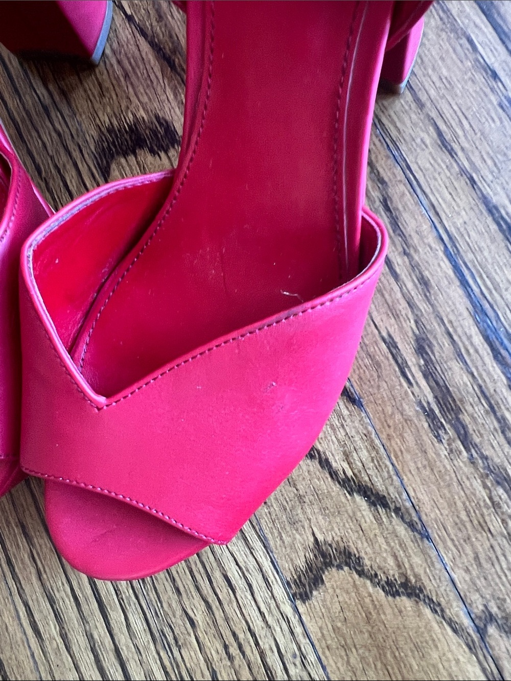 Marc Fisher Red Platform Heels- 7.5 - Picture 5 of 12